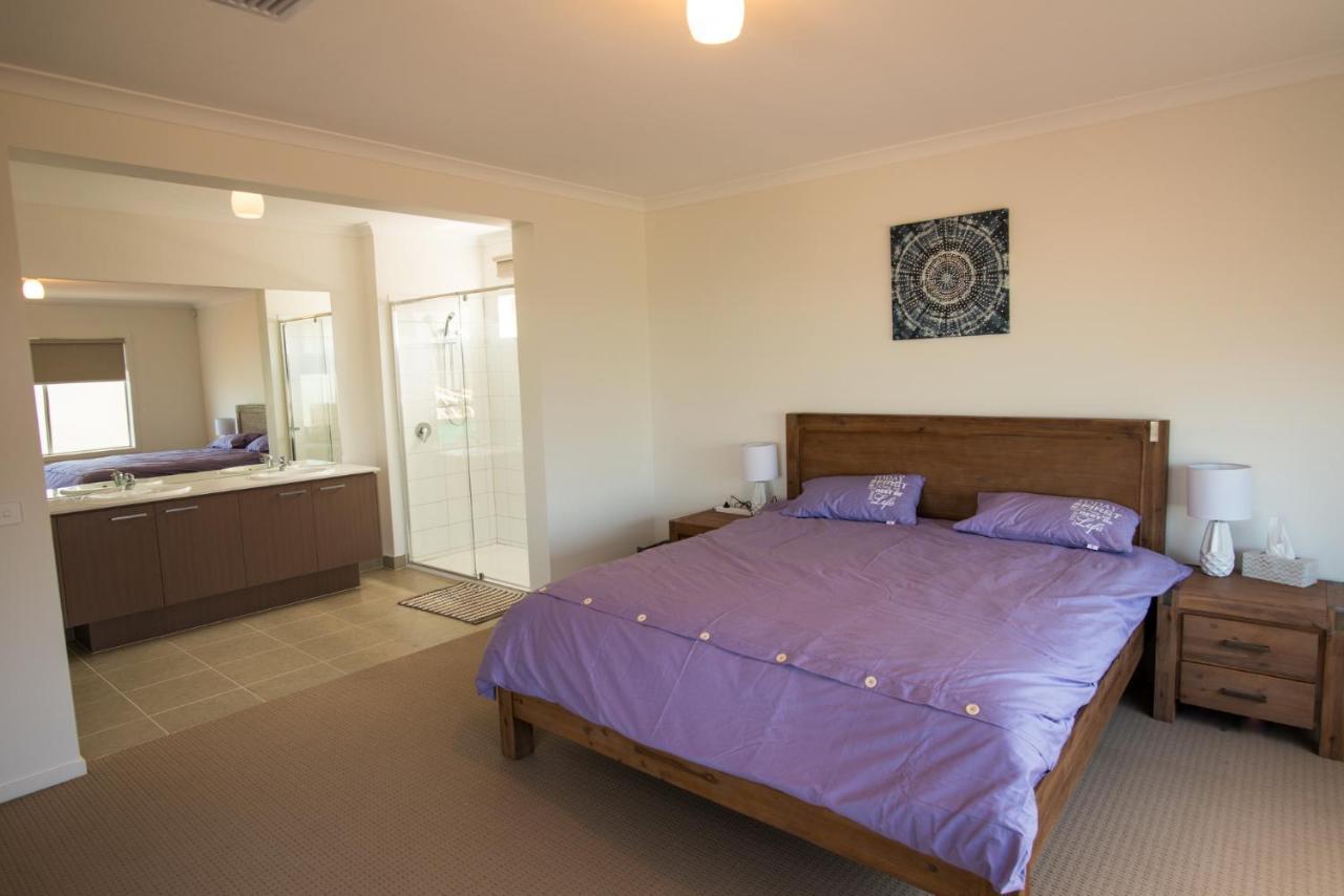 Apple House Point Cook Apartment Exterior photo